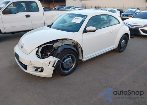 2013 Volkswagen Beetle 2.5L из США, поврежденный, VIN 3VWJP7AT1DM600530